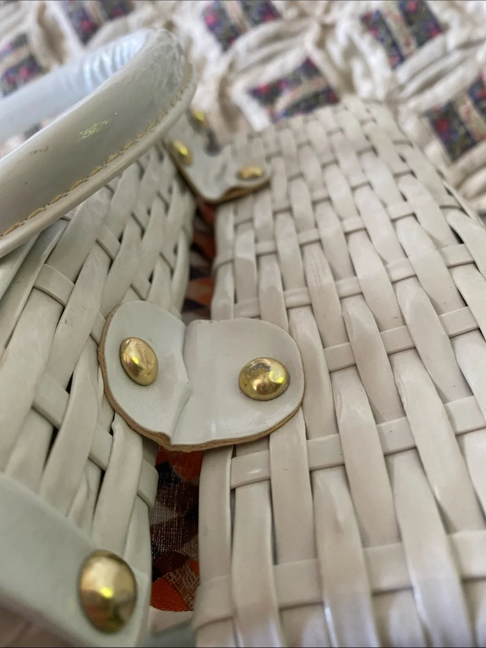 Vintage mid century- White Woven Hard Case Bag with Gold Hardware